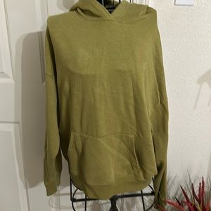 Pink sweatshirt size small. Hardly worn